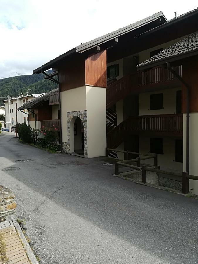 Rele B Apartment Temu Exterior photo